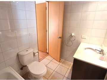 Amplia Casa Condominio Quebrada de Macul 4D/3B