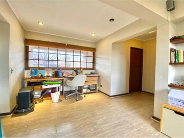 Casa 5D+5B+Piscina San Carlos Apoquindo Las Condes