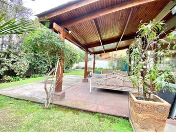 Casa 5D+5B+Piscina San Carlos Apoquindo Las Condes
