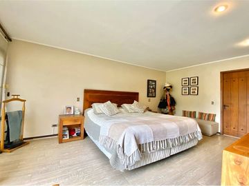 Casa 5D+5B+Piscina San Carlos Apoquindo Las Condes