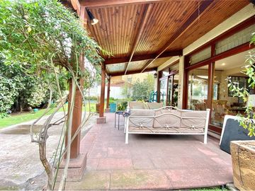 Casa 5D+5B+Piscina San Carlos Apoquindo Las Condes