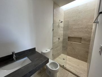 En venta townhouse con acabados premium en Cholul.