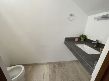 En venta townhouse con acabados premium en Cholul.