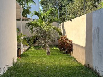 EN VENTA CASA EN CONKAL. PRIVADA 