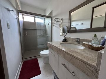 EN VENTA CASA EN CONKAL. PRIVADA 