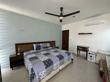 EN VENTA CASA EN CONKAL. PRIVADA 