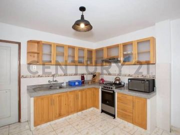 ¡GRAN OPORTUNIDAD! VENTA DE CASA DE PLAYA EN BALNEARIO SANTA ROSA!
