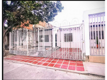 Hermosa casa en venta en Bellavista, Santa Marta