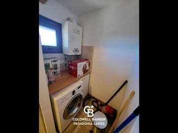 VENTA Departamento 2 dorm Amoblado Balcón Cochera y Baulera Complejo Patagonia Villa La Angostura