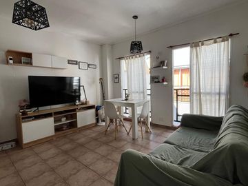 DEPARTAMENTO TIPO DUPLEX EN VENTA – VILLA LURO – FONROUGE 400 – 2 AMBIENTES CON BALCÓN TERRAZA.