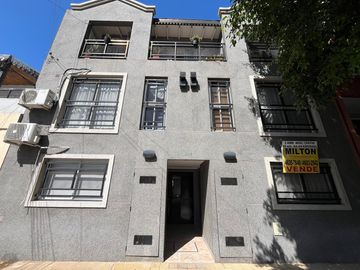DEPARTAMENTO TIPO DUPLEX EN VENTA – VILLA LURO – FONROUGE 400 – 2 AMBIENTES CON BALCÓN TERRAZA.