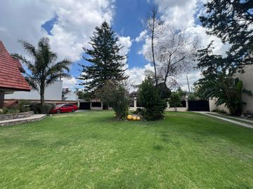 Chalet en amplio lote a la venta en Ituzaingo