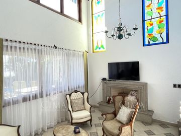 Venta Casa en  Fraccionamiento Lomas de  Tetela, Cuernavaca, Morelos - V365