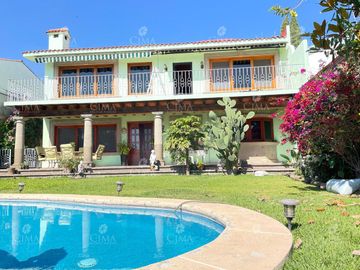 Venta Casa en  Fraccionamiento Lomas de  Tetela, Cuernavaca, Morelos - V365