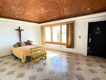 Venta Casa en  Fraccionamiento Lomas de  Tetela, Cuernavaca, Morelos - V365