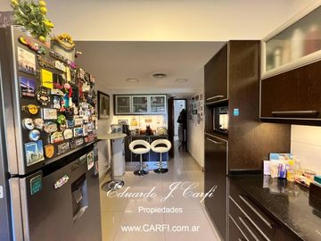 VENTA DE CHALET  CINCO AMBIENTES