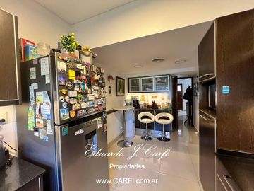 VENTA DE CHALET  CINCO AMBIENTES