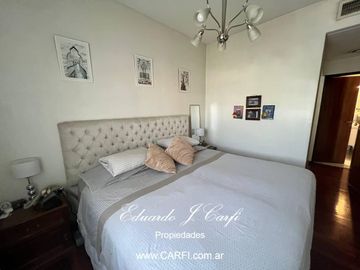VENTA DE CHALET  CINCO AMBIENTES