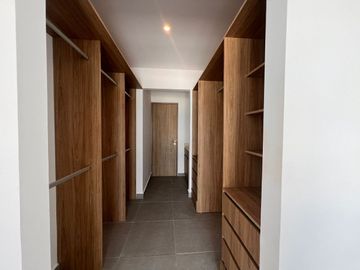 Venta Departamento de lujo en Via Montejo Torre Indico Mérida Yucatán.