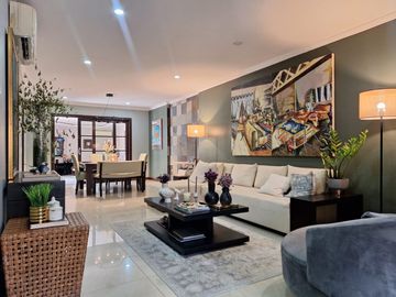 Venta casa 3 dormitorios. Km 2.5 vía Samborondón, Sector Uees  RRR