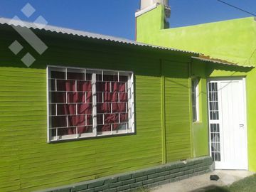 Venta, Lote Apto Desarrollo, con 3 Propiedades, Plottier.