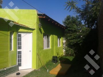 Venta, Lote Apto Desarrollo, con 3 Propiedades, Plottier.