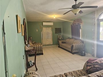 CASA EN VENTA EN VALLES DE LA SILLA GUADALUPE