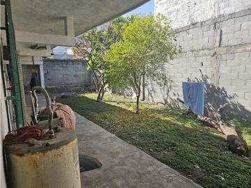 CASA EN VENTA EN VALLES DE LA SILLA GUADALUPE