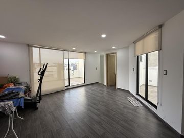 Casa Moderna En Venta y Renta Amueblada En Fraccionamiento Zona Cholula