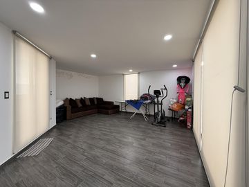 Casa Moderna En Venta y Renta Amueblada En Fraccionamiento Zona Cholula
