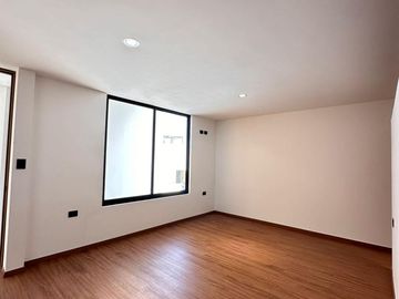 Casa en  venta con 4 habitaciones en Lomas de Angelopolis