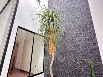 Casa en  venta con 4 habitaciones en Lomas de Angelopolis