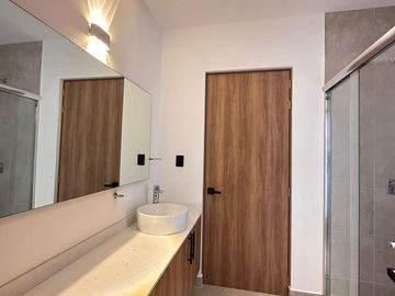 Casa en  venta con 4 habitaciones en Lomas de Angelopolis