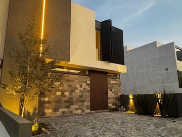 Casa en  Venta en Altozano Fraccionamiento privado