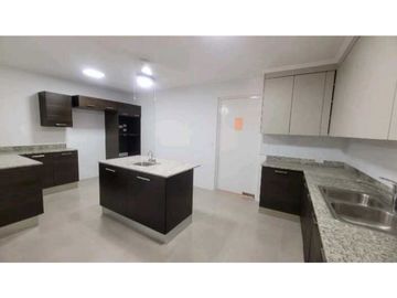 CASA DUPLEX EN PAITILLA EN BARRIADA CON GARITA 3REC 3.5B CBE 364M2