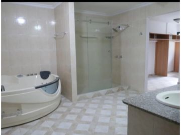 CASA DUPLEX EN PAITILLA EN BARRIADA CON GARITA 3REC 3.5B CBE 364M2