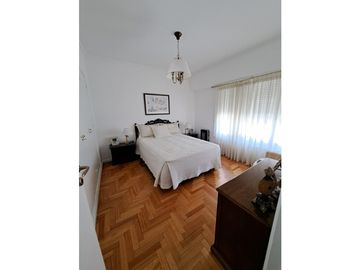 CHALET IMPECABLE EN PARQUE LUROD4 AMB. A/C DORREGO 97