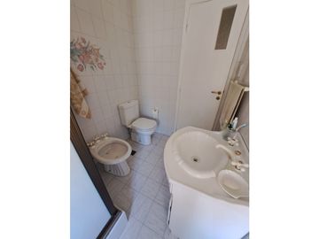CHALET IMPECABLE EN PARQUE LUROD4 AMB. A/C DORREGO 97