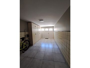CHALET IMPECABLE EN PARQUE LUROD4 AMB. A/C DORREGO 97