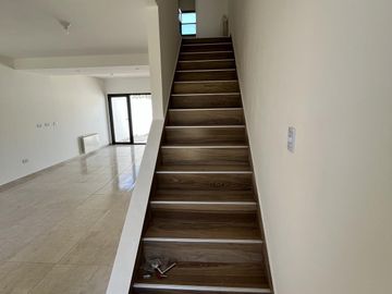 Duplex de dos dormitorios en barrio perticone