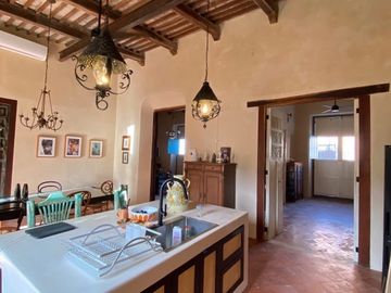 Casa Colonia en venta en Campeche en barrio de San Roman