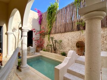 Casa Colonia en venta en Campeche en barrio de San Roman