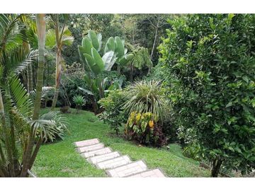 Venta casa campestre Loma del Chocho, Envigado