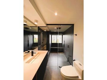 Penthouse en venta en El Poblado - Patio Bonito
