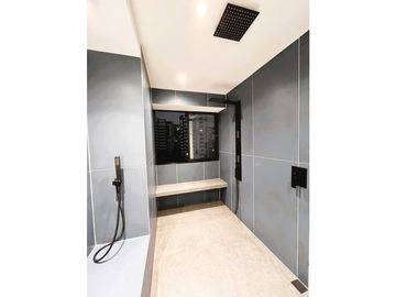 Penthouse en venta en El Poblado - Patio Bonito