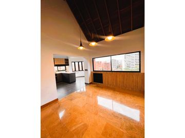 Penthouse en venta en El Poblado - Patio Bonito