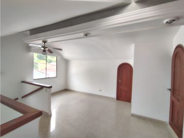 Arriendo Casa Avenida Sur- Pereira