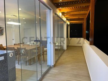 VENDO HERMOSA CASA DE PLAYA CON PISCINA Y AMOBLADA