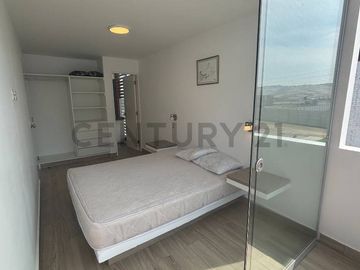 VENDO HERMOSA CASA DE PLAYA CON PISCINA Y AMOBLADA