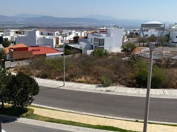 Casa en venta personalizadas en Nemikv Zibatá Querétaro